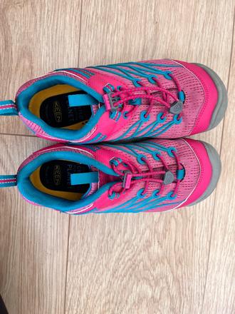 Tenisky keen cnx 34, top stav, keen,34