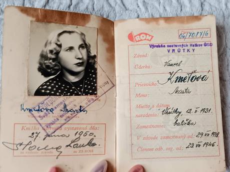 Knižka úderníka roh r.1950, 