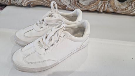 Biele tenisky,  minimum obuté,  35 veľkosť, reserved,35