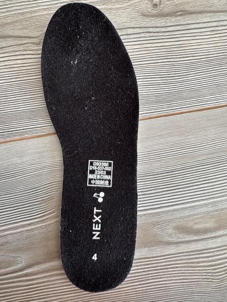 Next gumáky, next,37