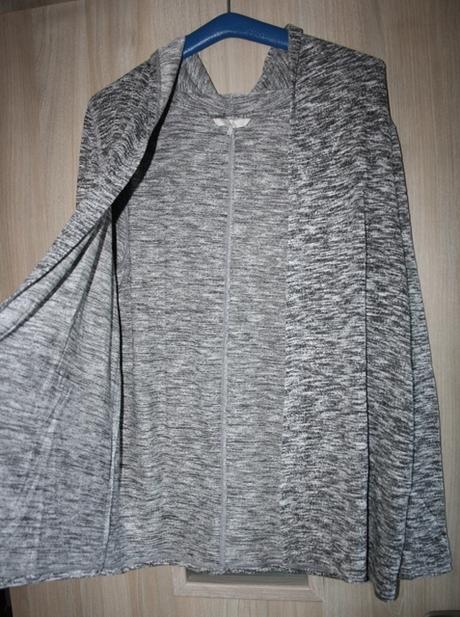 Sveter s kapucňou bez zapínanie, l