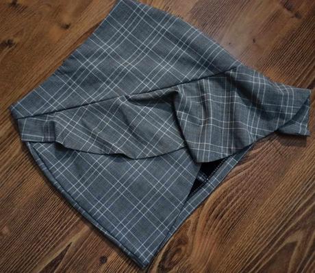 Sukňa moderná sivá, málo nosená, h&m,164