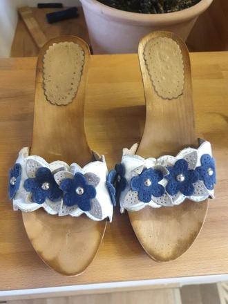 Drevaky s kvetinami velkost 37, 37