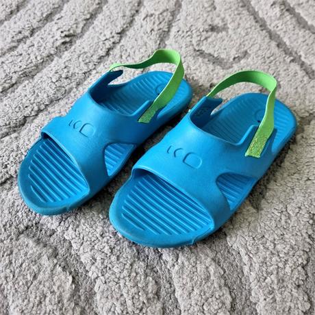 Detské šľapky a žabky, 27