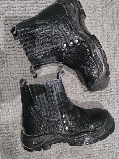 Obuv pracovna s ocelovou špicou, 40