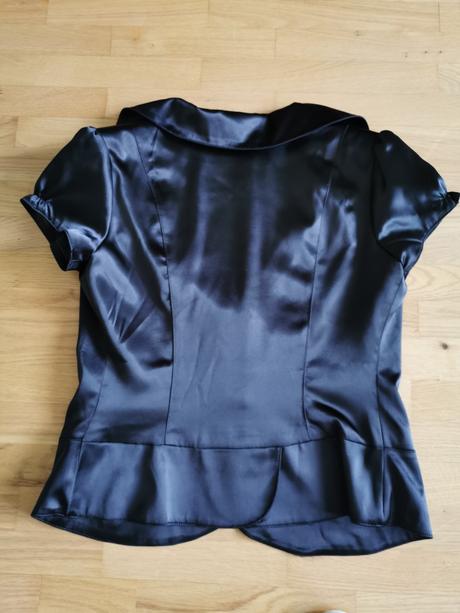 Slávnostné saténové sačko, 40