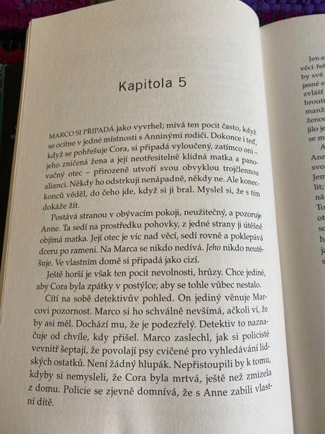 Thriller manželé odvedle shari lapena,