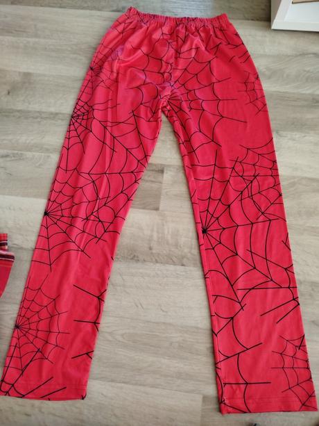 Pyžamové nohavice, 146