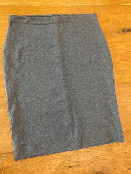 Zara - krásna šedá sukňa, zara,38