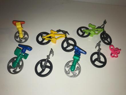 Kinder bicykle a súčiastky,