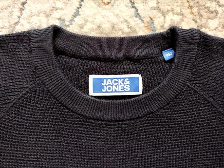 Značkový svetrík jack&jones - top stav, 152