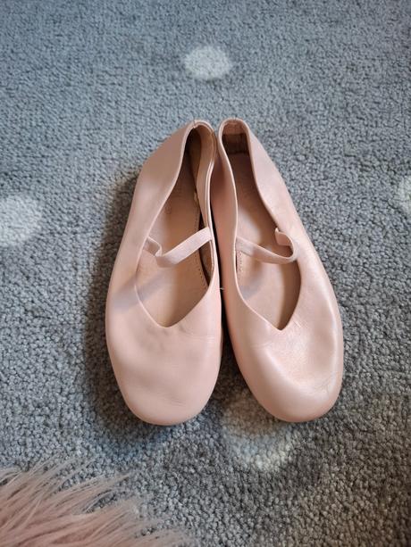 Balerínky na tanečnú, zara,30