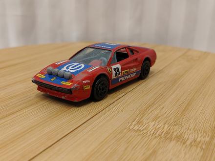 Veterán ferrari 308 gtb pioneer 1982-1988 bburago,