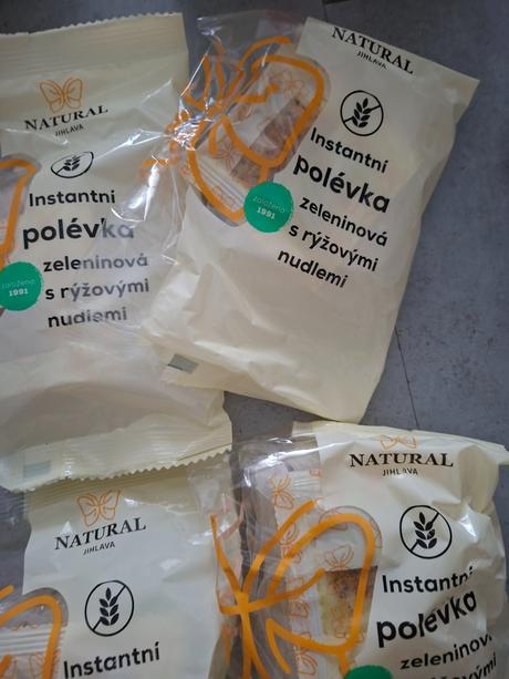Kus kus,vločky a ryž. zel. polievky, 