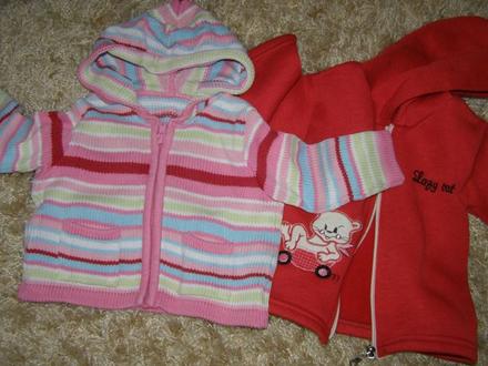 2x svetríky, marks & spencer,74