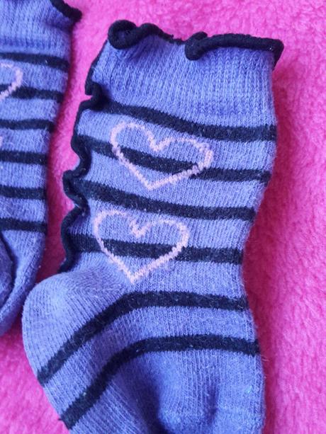 Srdiečkavé ponožky, 17