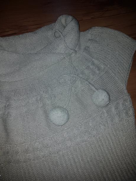 Zaujímavá vesta,pončo,sveter, s