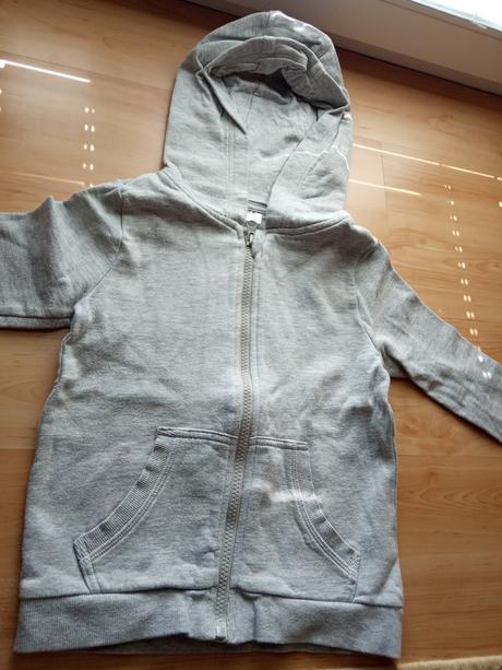 Sivá mikina na 6-7 rokov, f&f,122