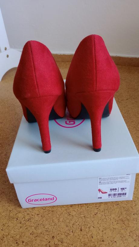 Červené lodičky, graceland,36