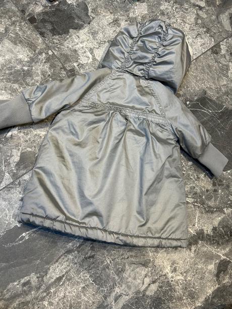 Prechodná bundička, 74