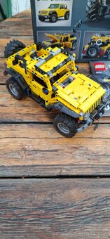 Lego technic jeep 9+,