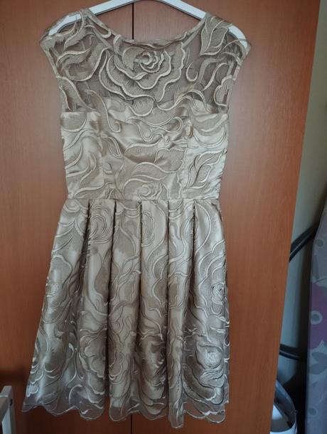 Elegantné šaty, 38