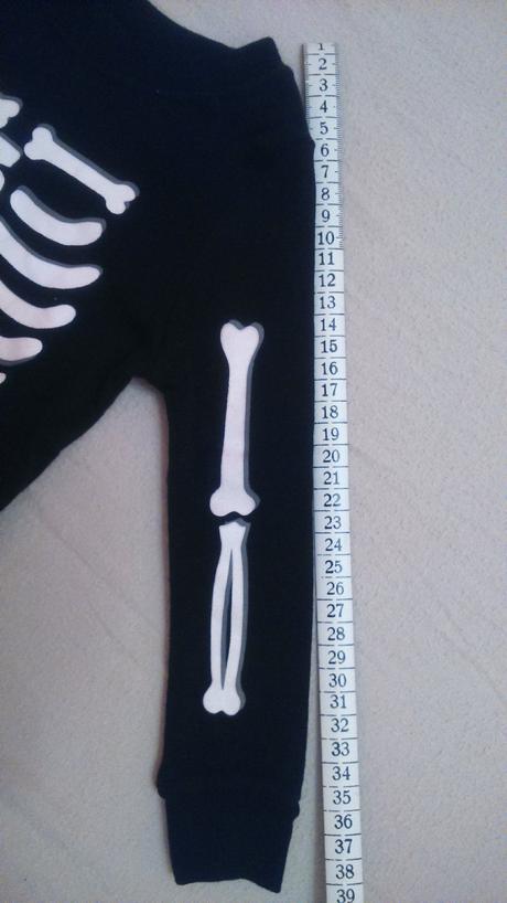 Svietiace pyžamko, 92