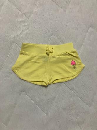 Žlté šortky, primark,62