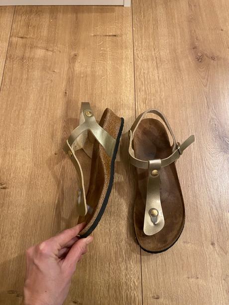 Zlaté sandálky vel 40, 40