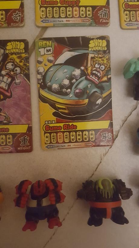 Sumo postavičky ben 10, 