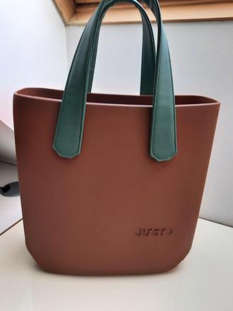 Komplet justo, ju´sto