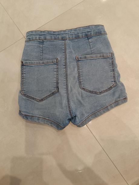 Šort, sinsay,xs