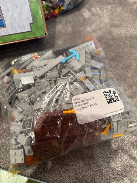 Lego minecraft 21155 creepova baňa,