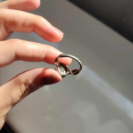 Nádherný strieborný prsteň,