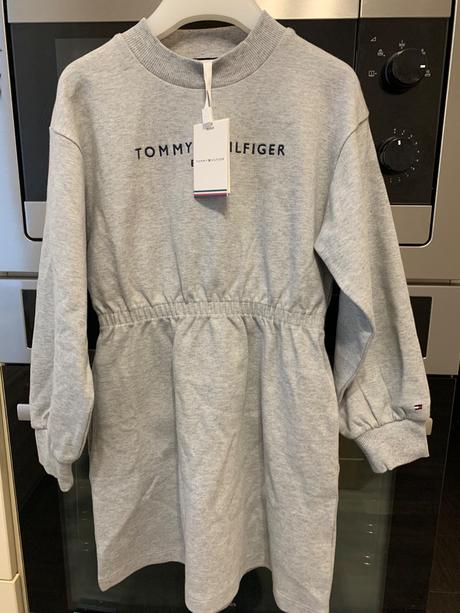 Tomy hilfiger šaty nové, tommy hilfiger,122