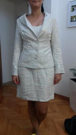Šaty so sakom, s