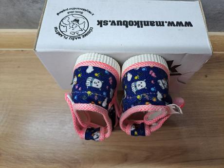 Papuce manik 2 ks, velkost 20, manik,20