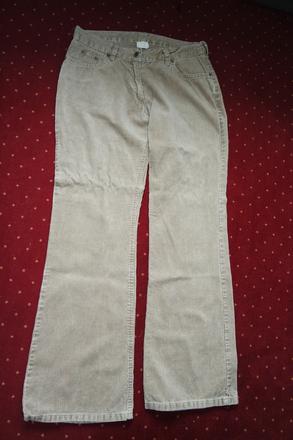 Menžestrové nohavice, 42