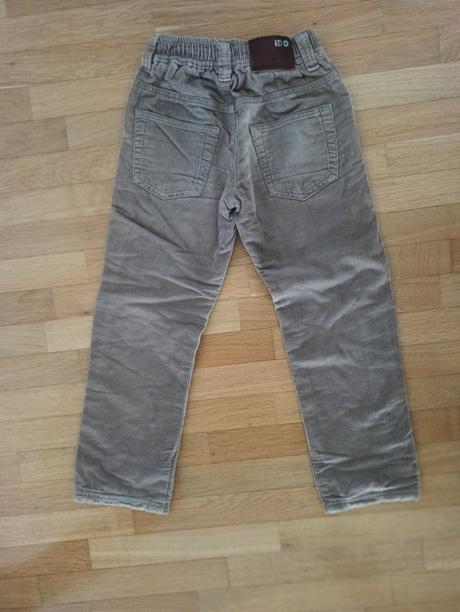 Menčestrové nohavice, ido,116