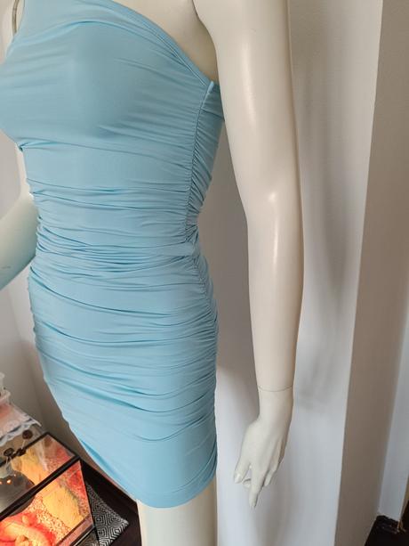 Skue dámske šaty, xs