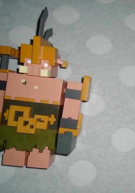 Mattel minecraft legends portal guard super boss,