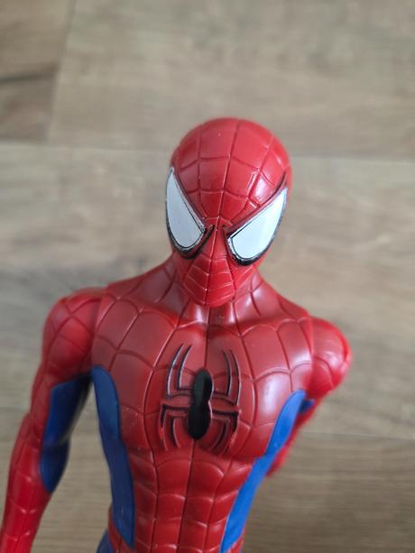 Hasbro e73335l2 - marvel spider-man titan hero ser,