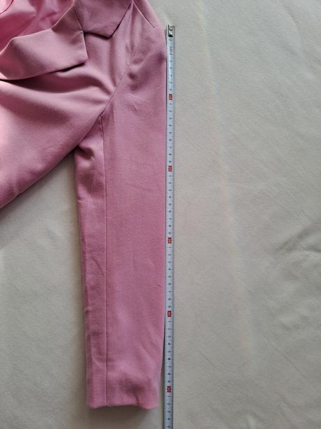 Dievcenske sako, reserved,140