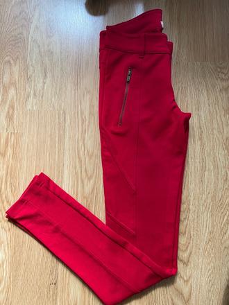 Červené nohavice, bershka,s