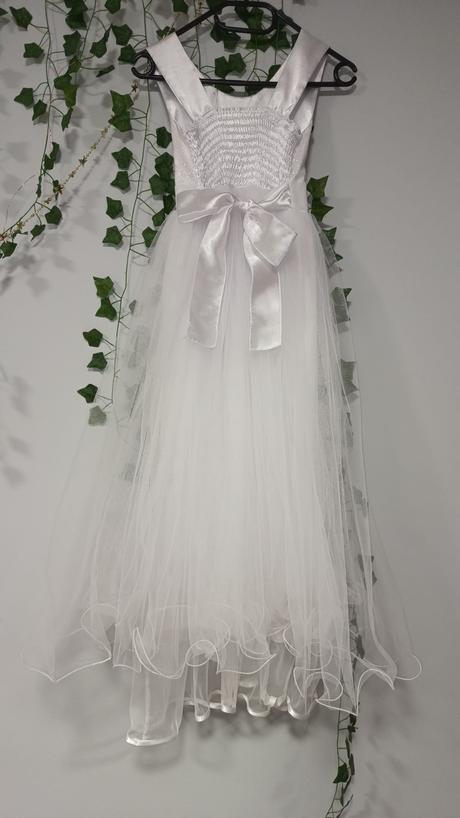 Šaty na prvé sväté príjmanie+ lodičky, 134