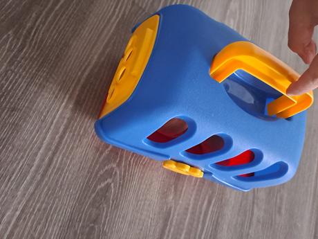 Veterinárny box,  prepravný box so psíkom., 