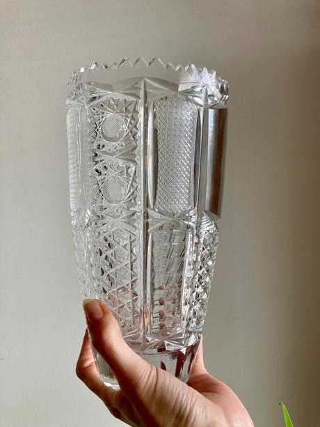 Brúsená kryštálová váza + popolník, 