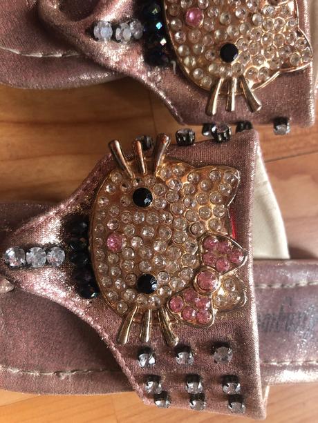 Šľapky hello kitty, 25