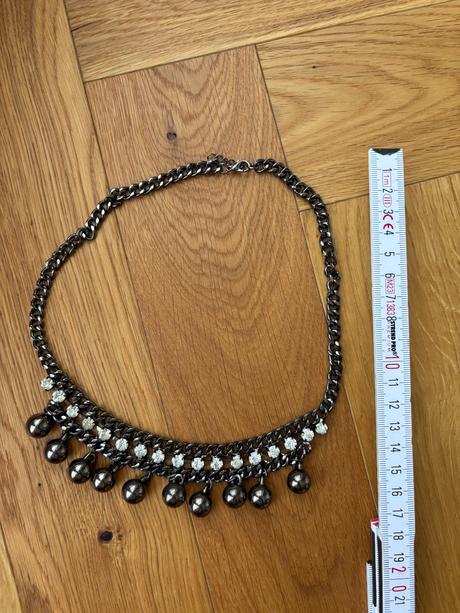 Náhrdelník bižu, 