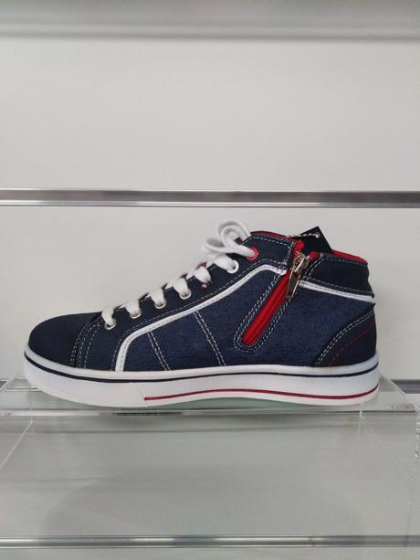 Chlapčenské tenisky 18 60308 b, 32 / 33 / 35